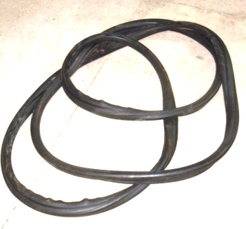 Уплотнитель стекла ПАЗ-3205 задка, РФ